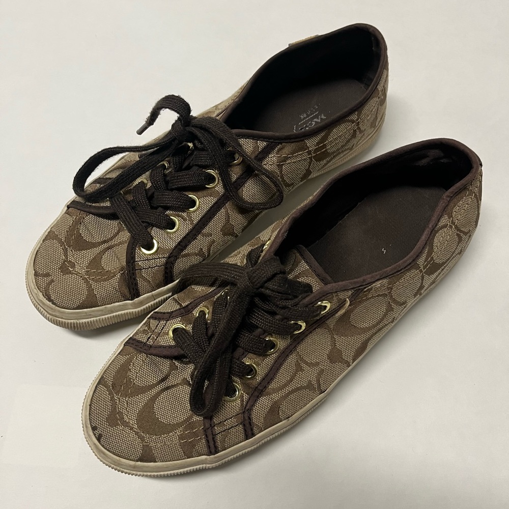 Coach sneakers 🤎✨